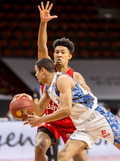 场上接连打 场上接连打